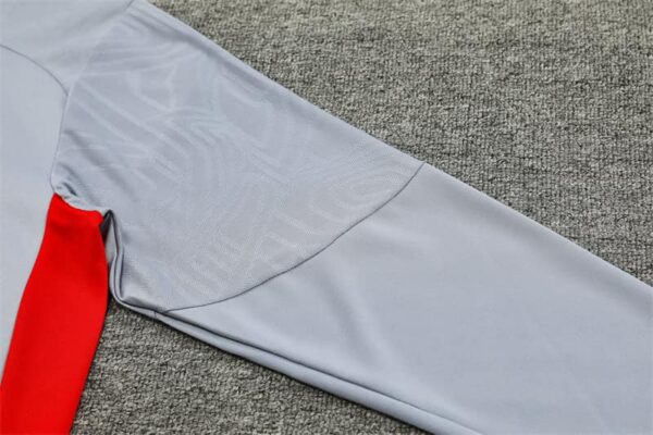 AC Milan 2024-25 Grey Half Zip Long Sleeve Training Kit - Image 6