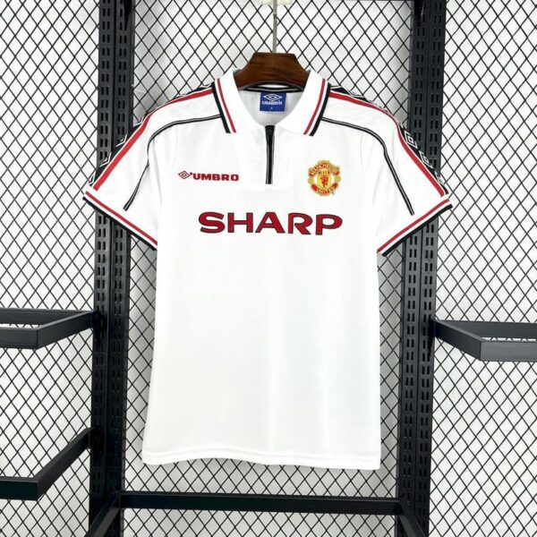 Manchester United 1998-99 White Retro Jersey - Image 6