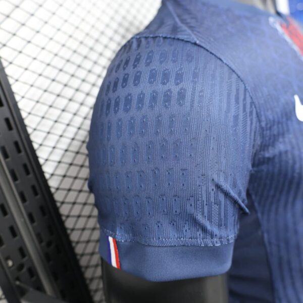 Paris Saint-Germain 2025-26 Home Jersey Player Version - Image 6