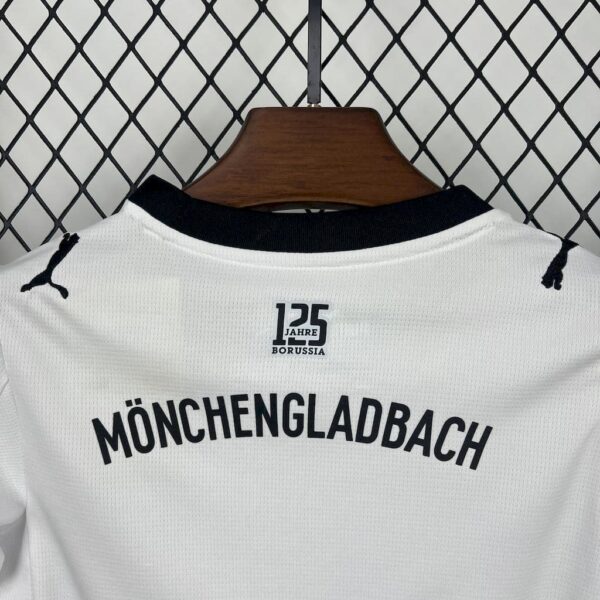 Borussia Monchengladbach 2025-26 Home Kids Kit - Image 6
