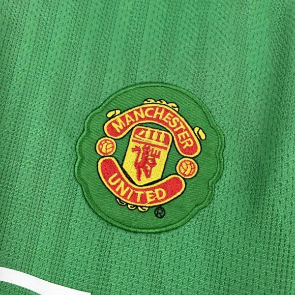 Manchester United 2007-08 Green Goalkeeper Retro Jersey - Image 6