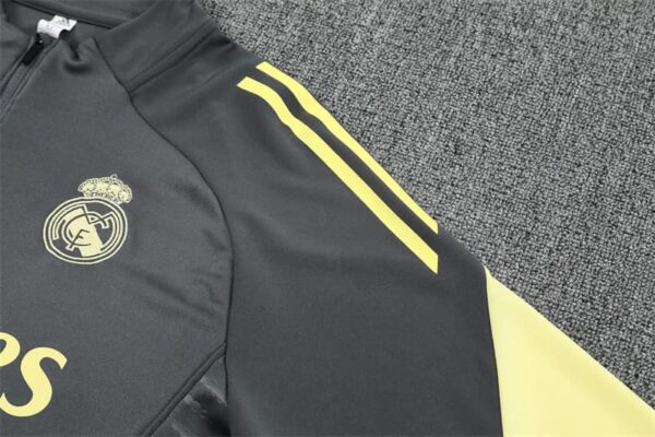 Real Madrid 2025-26 Dark Grey Half Zip Long Sleeve Training Kit - Image 6