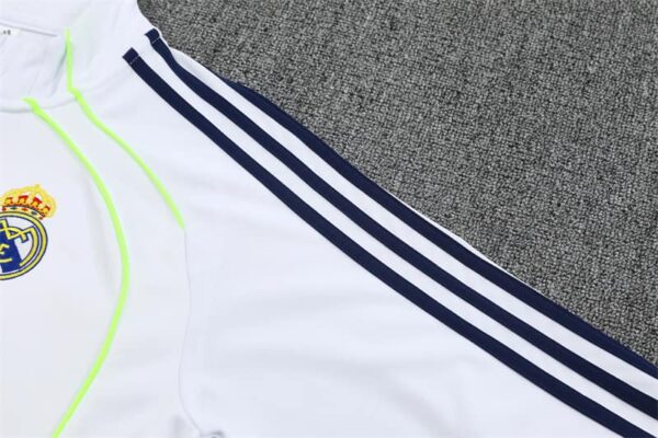 Real Madrid 2025-26 White Green Half Zip Long Sleeve Training Kit - Image 6