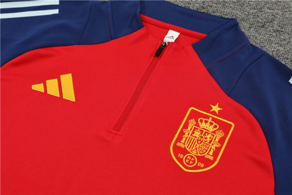 Spain 2024-25 Red Half Zip Long Sleeve Training Kit - Image 7