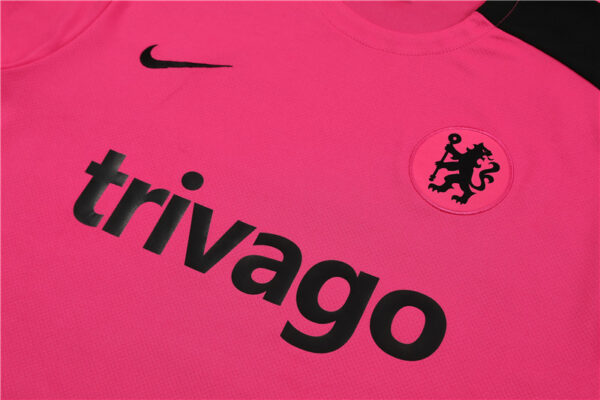 Chelsea 2024-25 Pink Short Sleeve Training Kit - Image 7