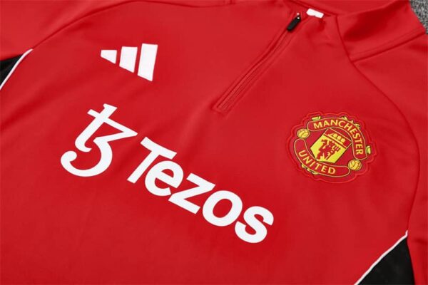 Manchester United 2025-26 Red Half Zip Long Sleeve Training Kit - Image 7