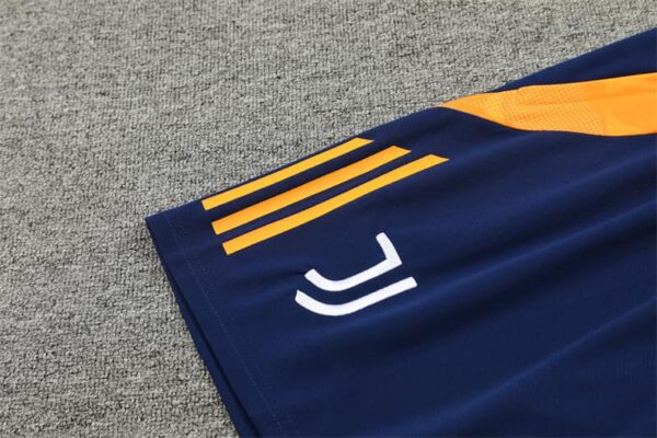 Juventus 2024-25 Orange Yellow Short Sleeve Training Kit - Image 7