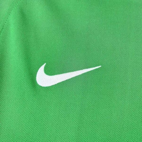 Wolfsburg 2008-09 Home Retro Jersey - Image 7