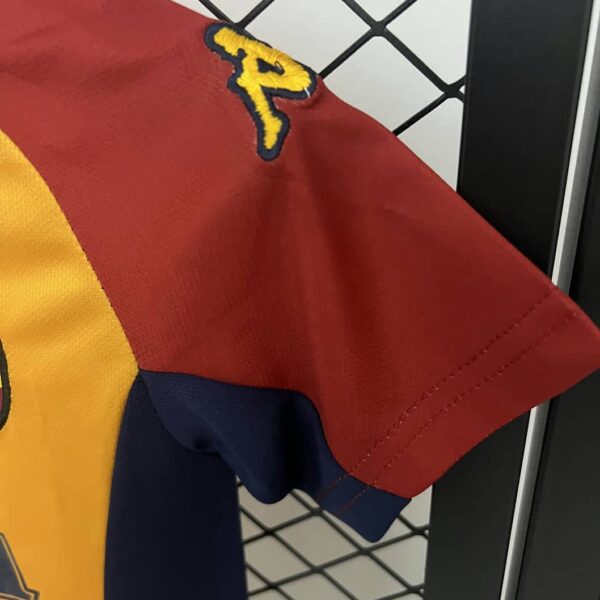 AS Roma 2001-02 Home Kids Kit - Image 7