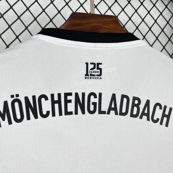 Monchengladbach 2025-26 Home Jersey Fan Version - Image 7