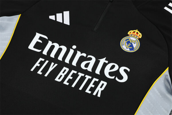 Real Madrid 2025-26 Black Half Zip Long Sleeve Training Kit - Image 7