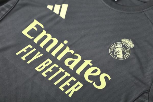 Real Madrid 2025-26 Dark Grey Short Sleeve Training Kit - Image 7
