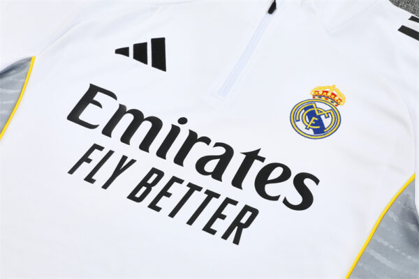 Real Madrid 2025-26 White Half Zip Long Sleeve Training Kit - Image 7