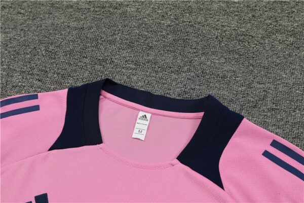 Arsenal 2024-25 Pink Short Sleeve Training Kit - Image 8
