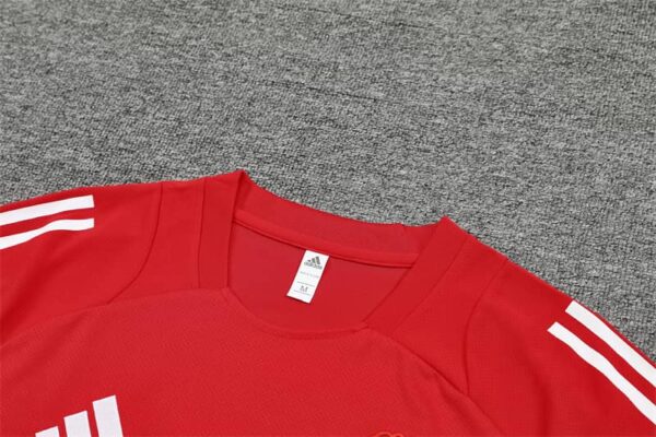 Manchester United 2024-25 Red Short Sleeve Training Kit - Image 8