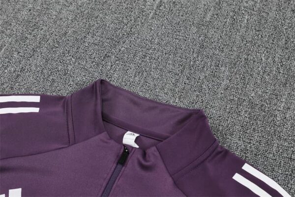 Manchester United 2025-26 Purple Half Zip Long Sleeve Training Kit - Image 8