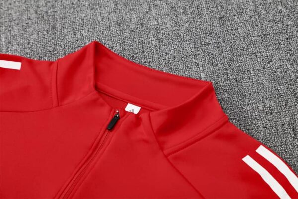Manchester United 2025-26 Red Half Zip Long Sleeve Training Kit - Image 8