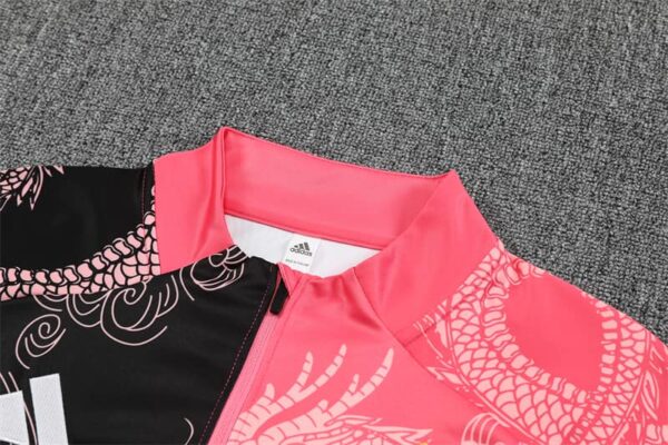 Real Madrid 2025-26 Black Pink Half Zip Long Sleeve Training Kit - Image 8