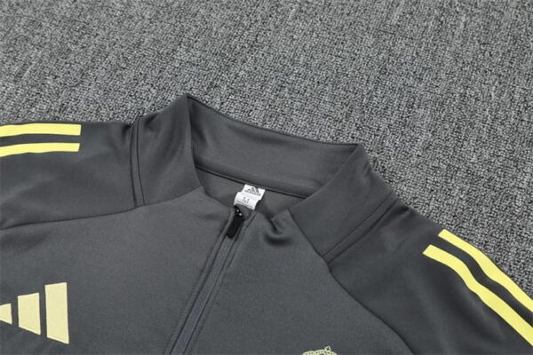 Real Madrid 2025-26 Dark Grey Half Zip Long Sleeve Training Kit - Image 8