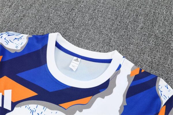 Real Madrid 2025-26 Yellow Blue (Camo Edition) Short Sleeve Training Kit - Image 8