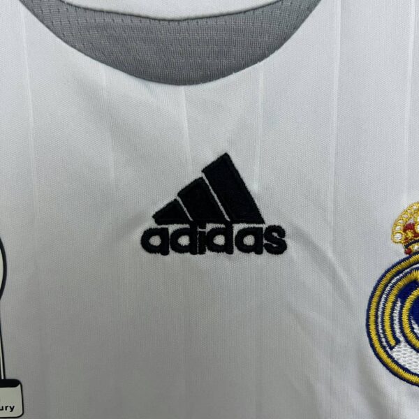 Real Madrid 2006-07 Home Kids Kit - Image 9
