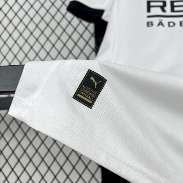 Monchengladbach 2025-26 Home Jersey Fan Version - Image 9
