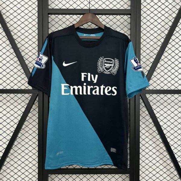 Arsenal 2011-12 Away Retro Jersey