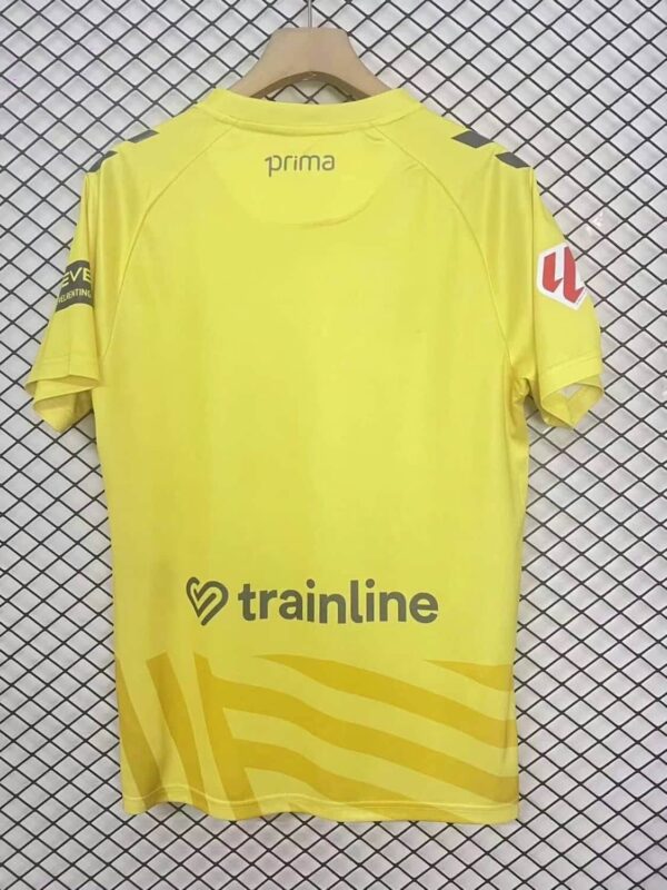 Real Betis 2025-26 Yellow Goalkeeper Jersey - Image 2