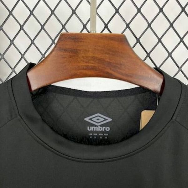 Santos 2025-26 Black Goalkeeper Jersey - Image 4