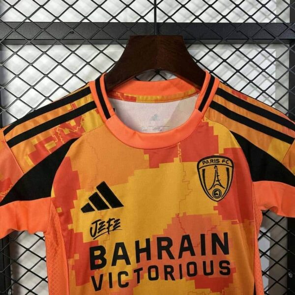 Paris Saint-Germain 2025-26 Special Edition Orange Kids Kit - Image 5
