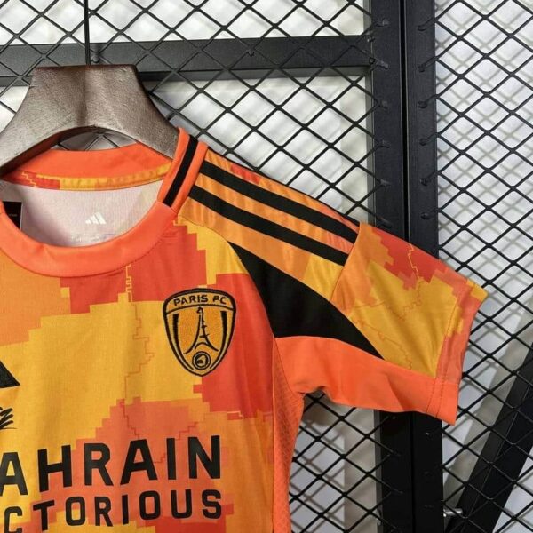 Paris Saint-Germain 2025-26 Special Edition Orange Kids Kit - Image 6