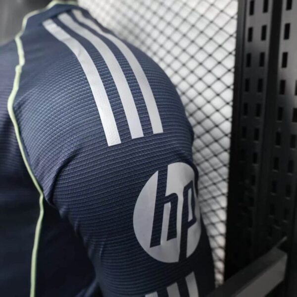 Real Madrid 2025-26 Away Jersey Long Sleeves Player Version - Image 7