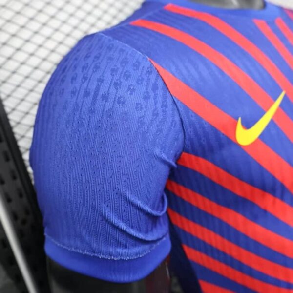 Barcelona 2025-26 One Piece Luffy Special Edition Jersey - Image 8
